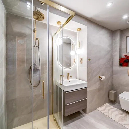 Kalvin District By Stn * بودابست